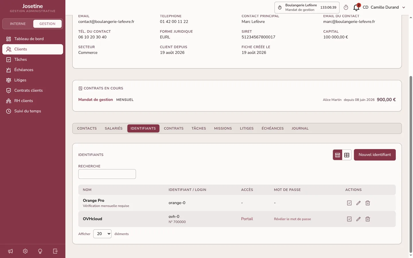 Coffre d'accès fournisseurs d'un client : identifiant, lien vers le portail, bouton de révélation du mot de passe et rappel de la vérification mensuelle